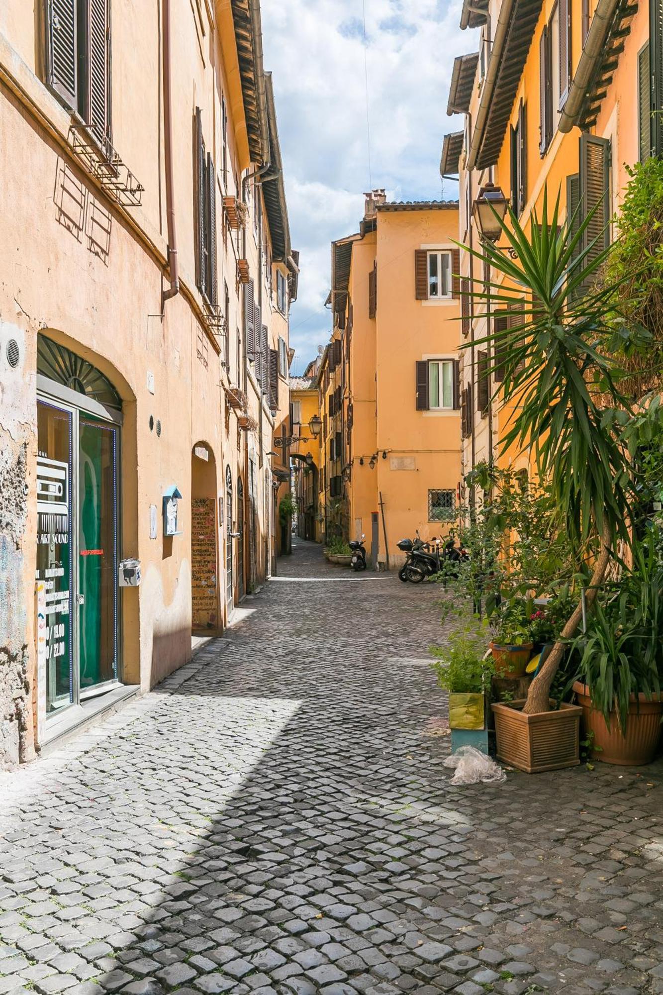 R.C. Cappellari Charming Campo De Fiori Apartment Рим Екстериор снимка